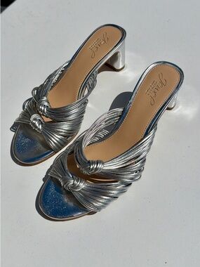 Jewel Badgley Mischka Silver Knotted Strappy Mules